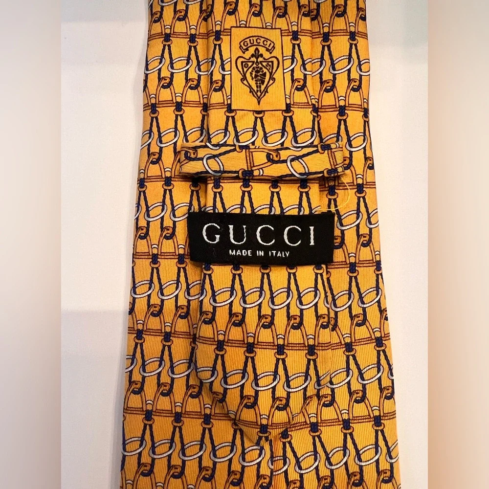 GUCCI Tie vintage 100% silk luxury necktie made in Italy